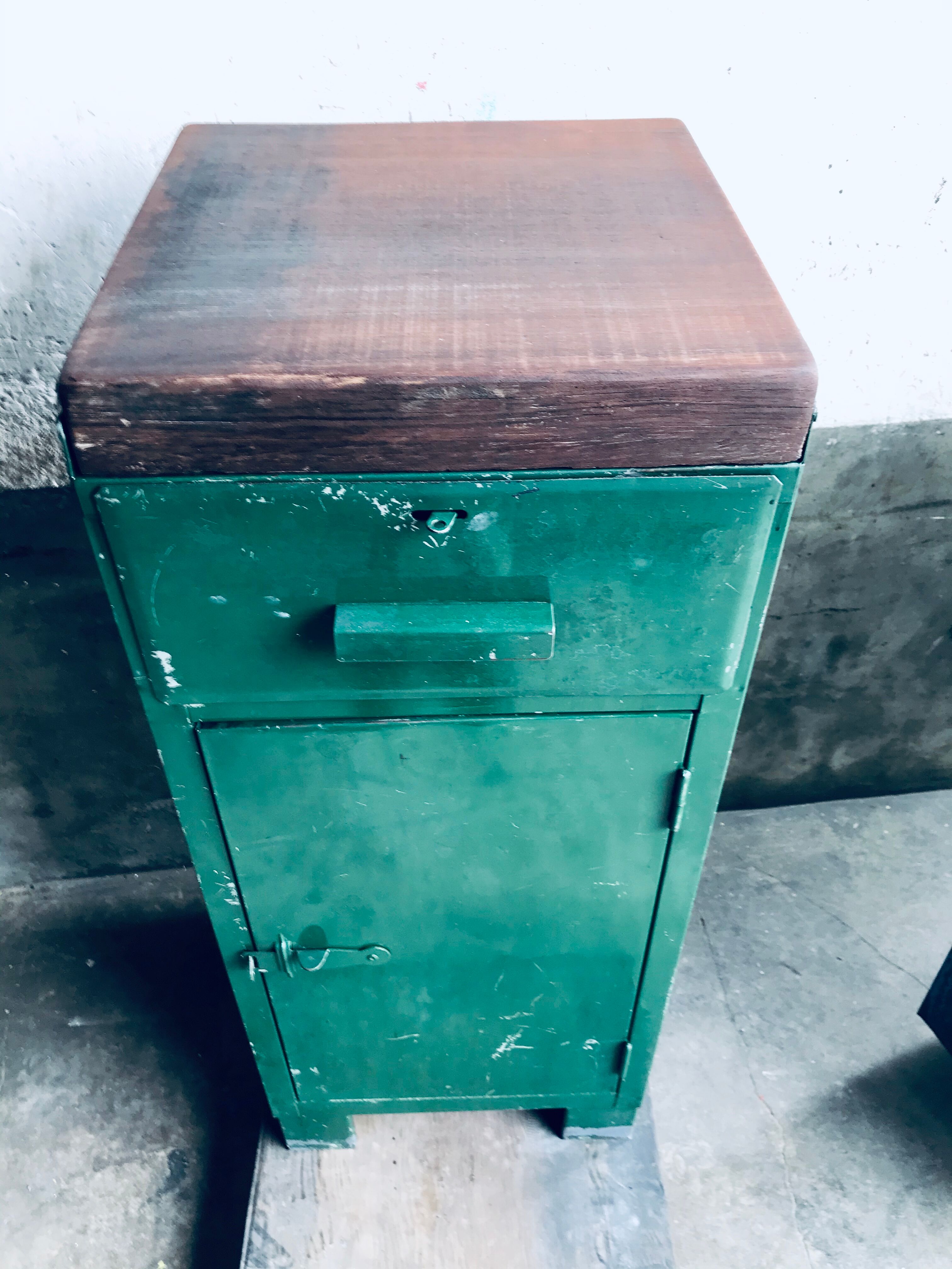 Meuble d'atelier vert
