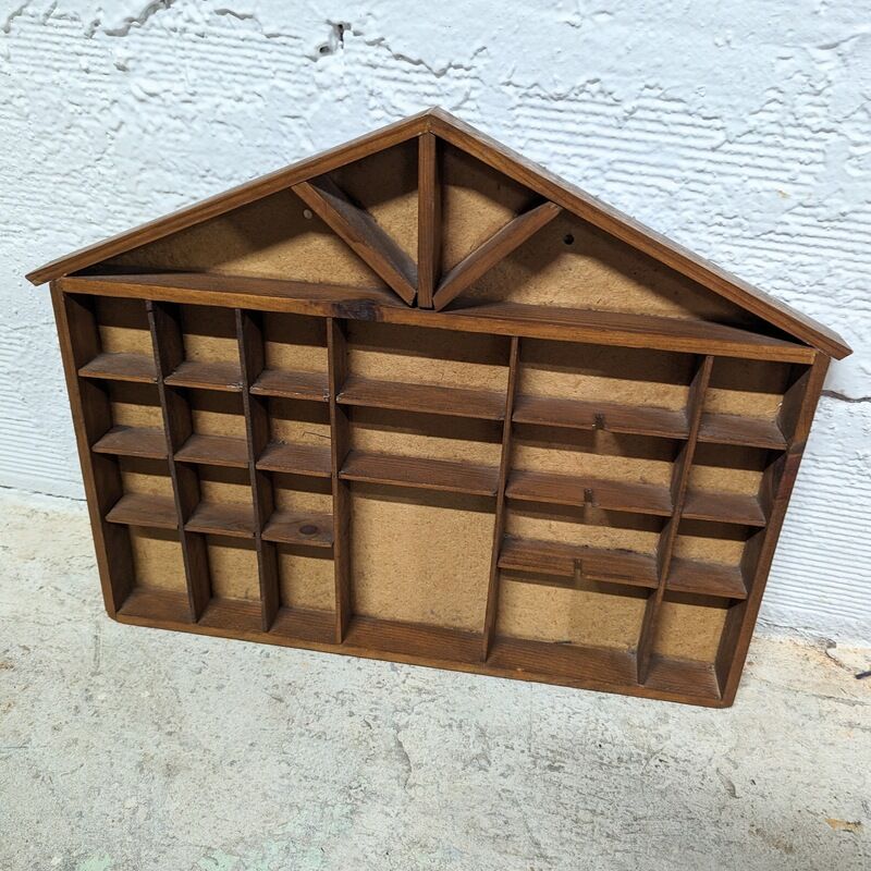 Vintage wall house