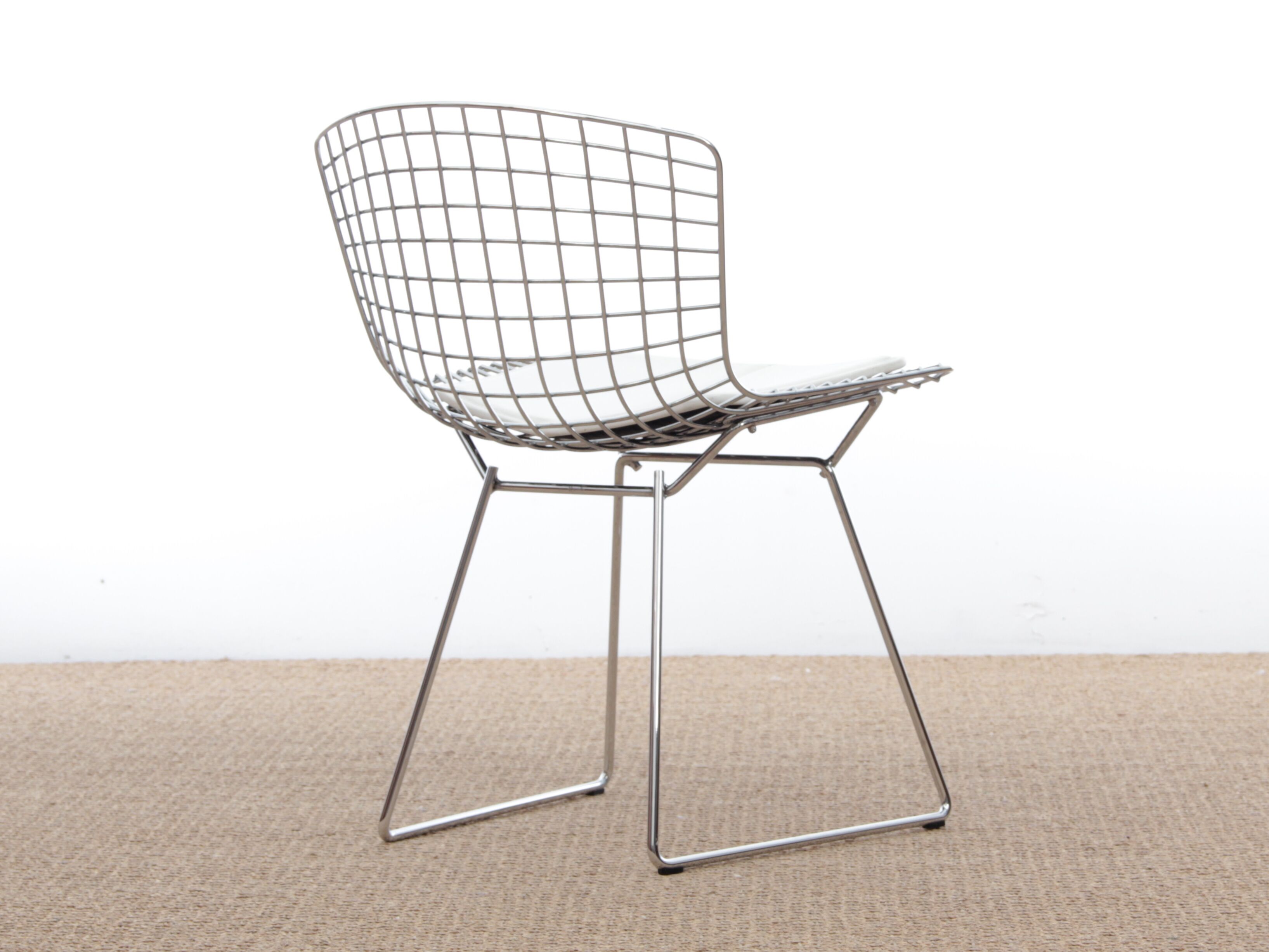 Chair by Harry Bertoia for Knoll International 2000