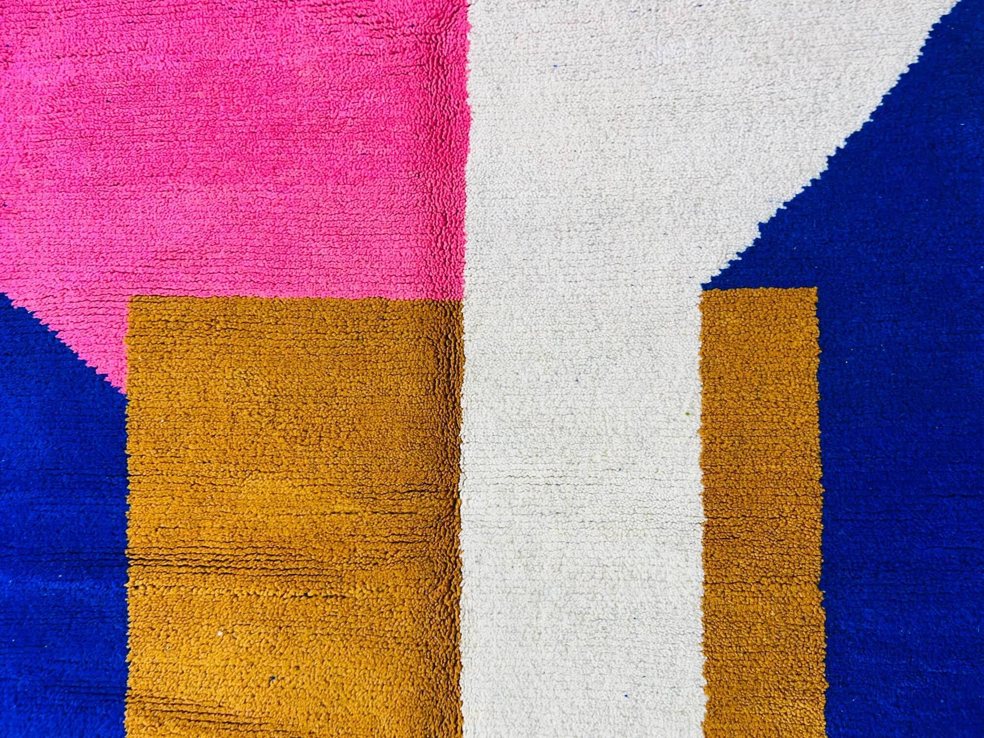 Handmade Moroccan rug, natural wool, 3x2 m.