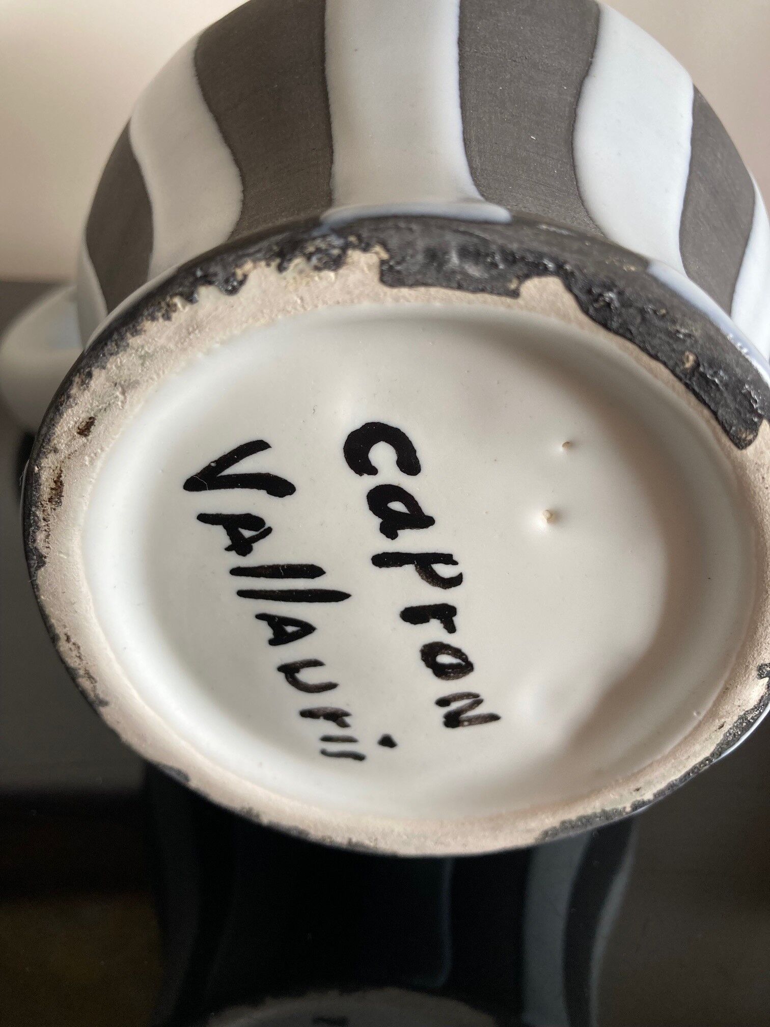 Pitcher Vallauris Capron