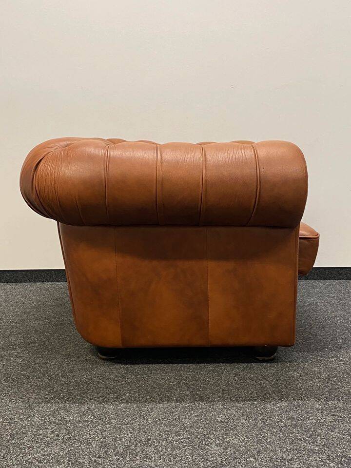Vintage chesterfield brown leather club chair