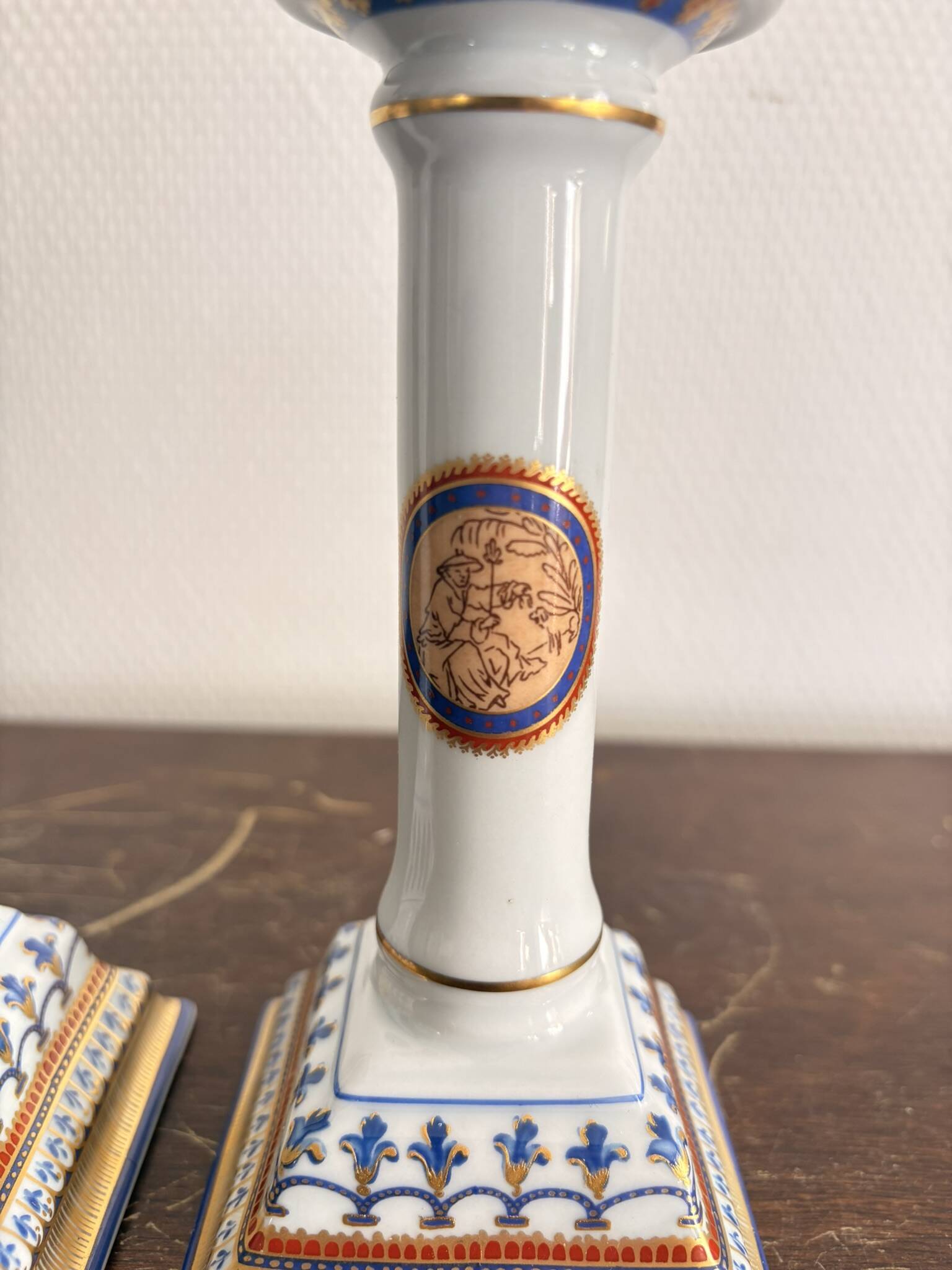 Old Pair of Porcelain Candle Holders Alegre Maison Mottahedeh Chinese Model Lu