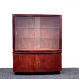 Attributé à Bruno Paul – Vitrine Art déco allemande en placage d'acajou, années 1940