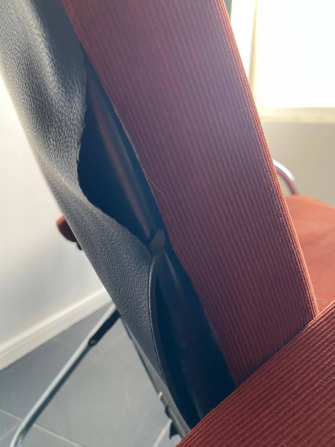 Relax armchair / chrome and velvet lounge chair produced by Lama 1970