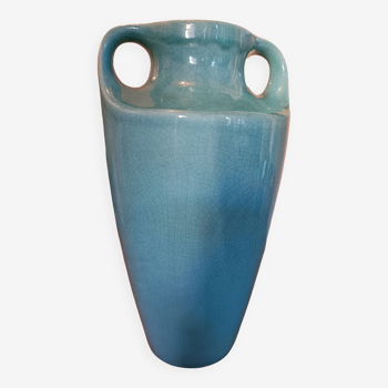 Vintage cracked vase