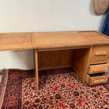 Ancien bureau enfant en chêne