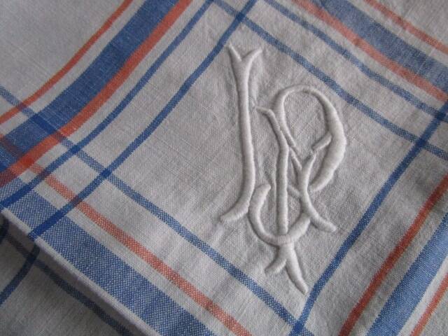 4 old monogrammed napkins