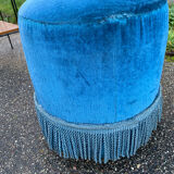 Blue velvet pouf