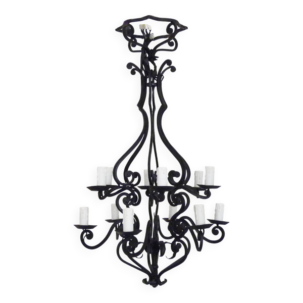 Grande lustre d'entrée ou de salon en fer forgé à 12 feux. Années 60 70