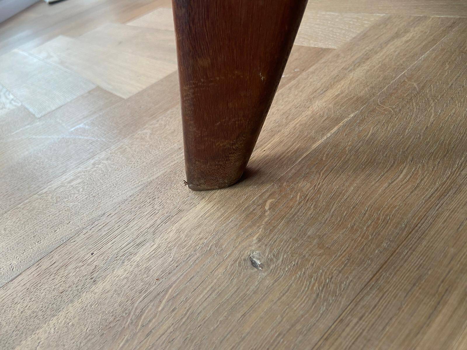 Set of 2 vintage armchairs