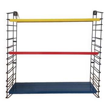 Tomado Shelf