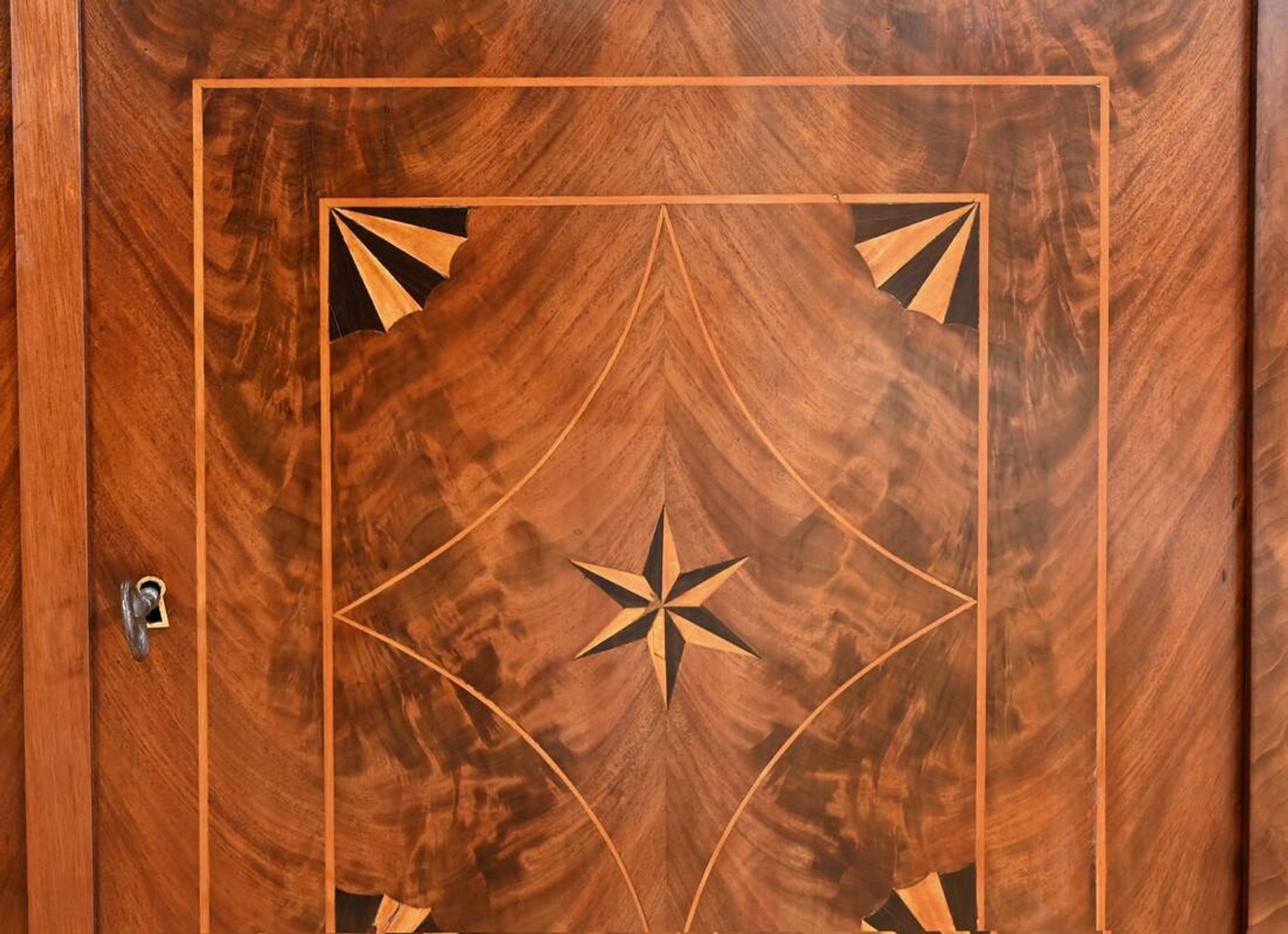 Mahogany Buffet, Restoration period – Early 19th century