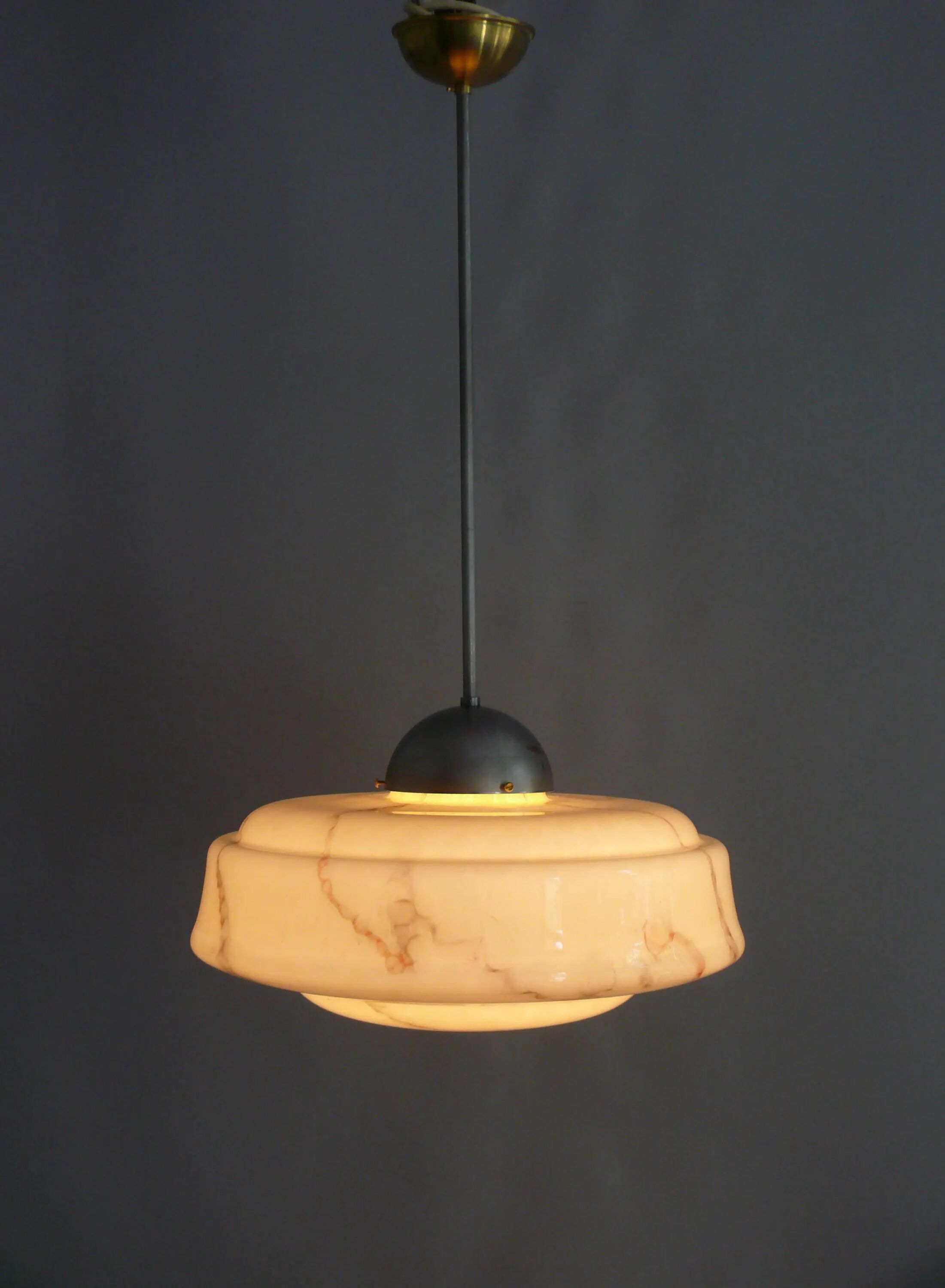 Grand plafonnier beige Art Déco - années 1930-1950
