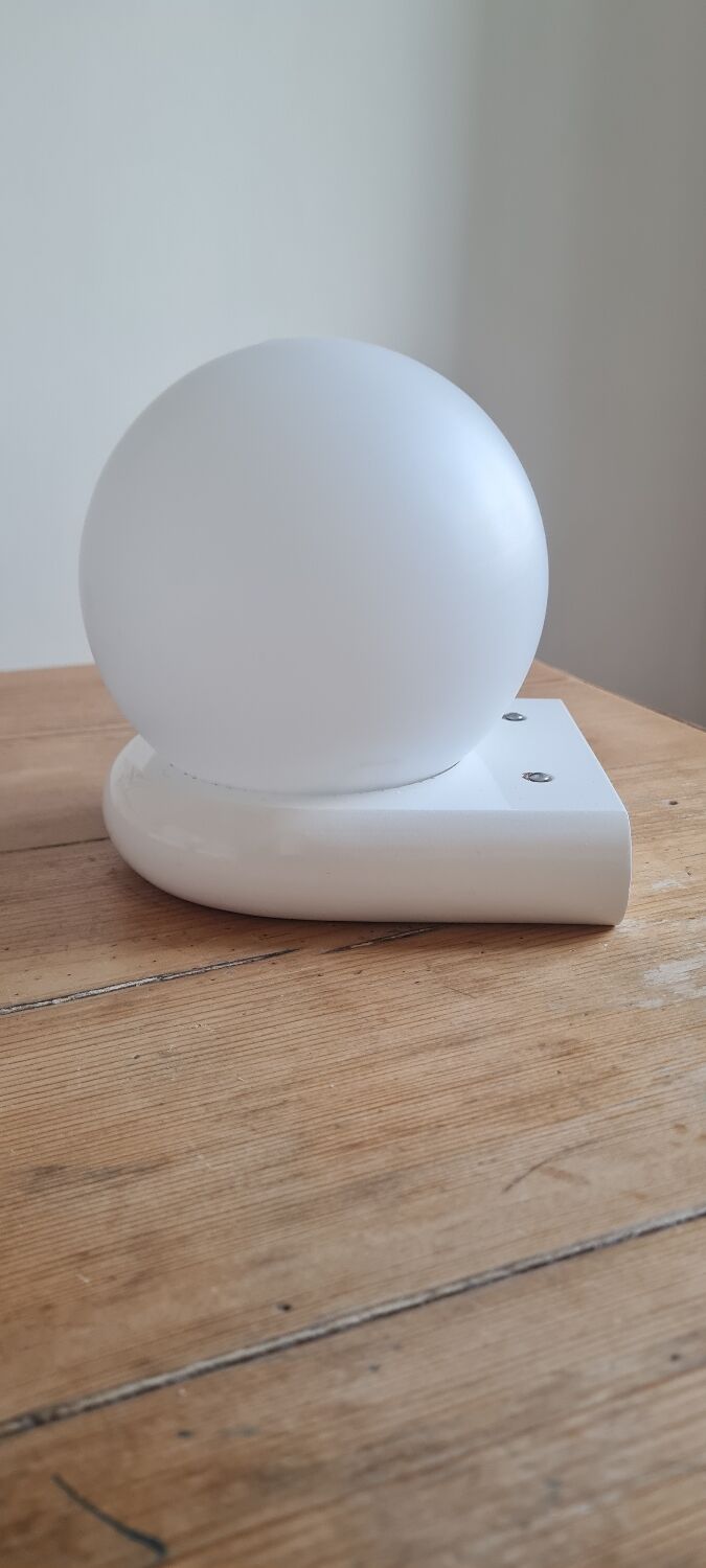 Opaline and wood wall lamp