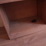 Workshop cabinet with compartments