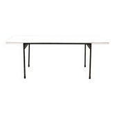 Table basse moderniste