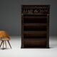 Bibliothèque ancienne sculptée expressive, France, 19e siècle