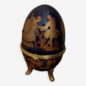 Boite à bijoux œuf en porcelaine