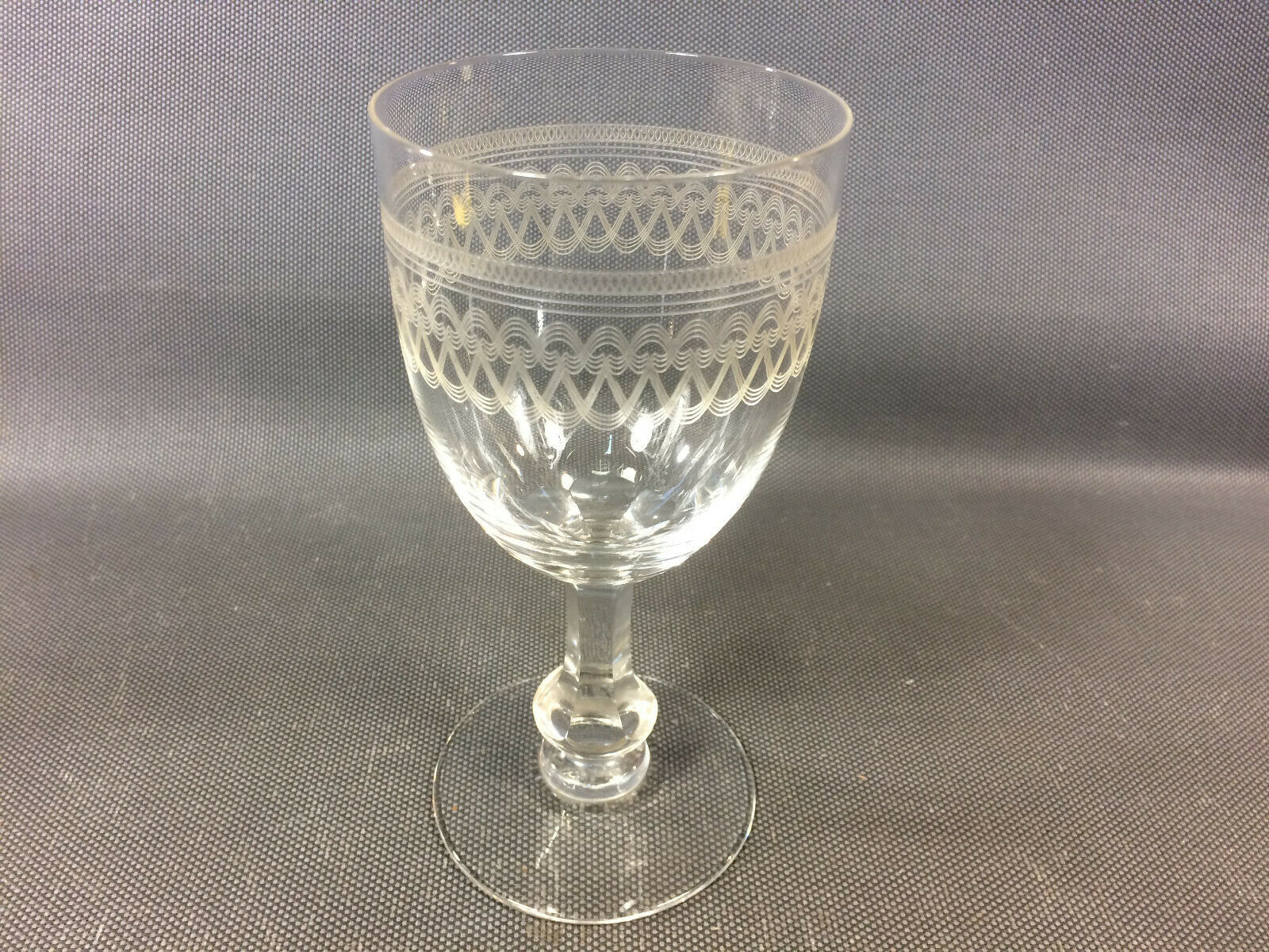 Lot of 4 old vintage engraved water or wine glasses