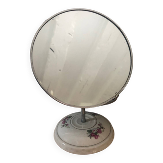 Miroir psyché à pied en porcelaine .