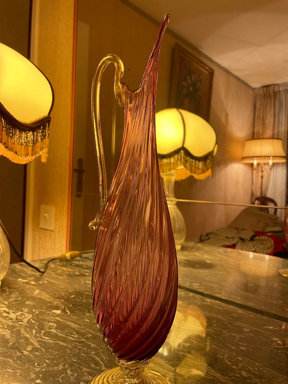 Dome-shaped lamp