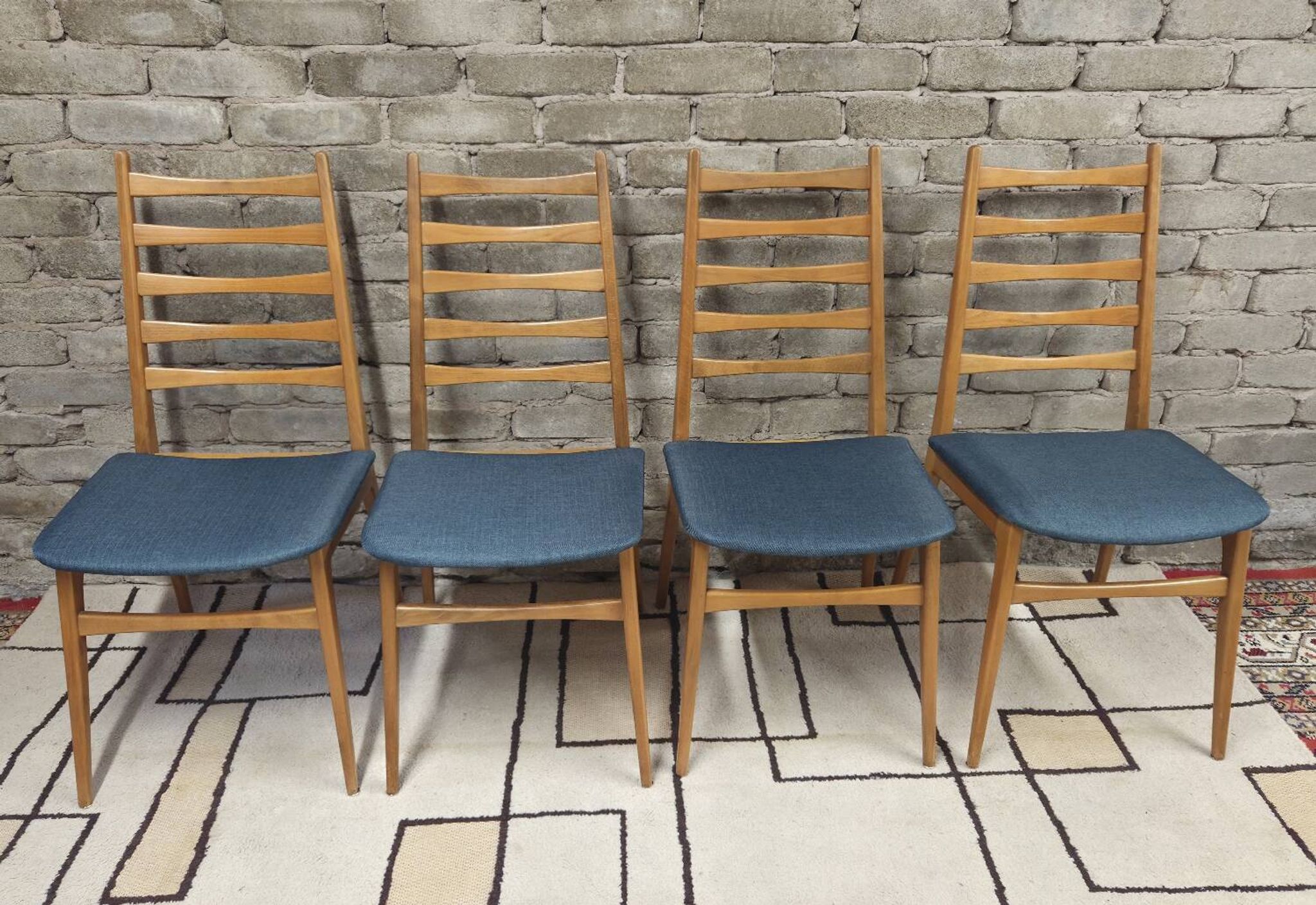 Set of 4 vintage Scandinavian chairs from the 1960s.