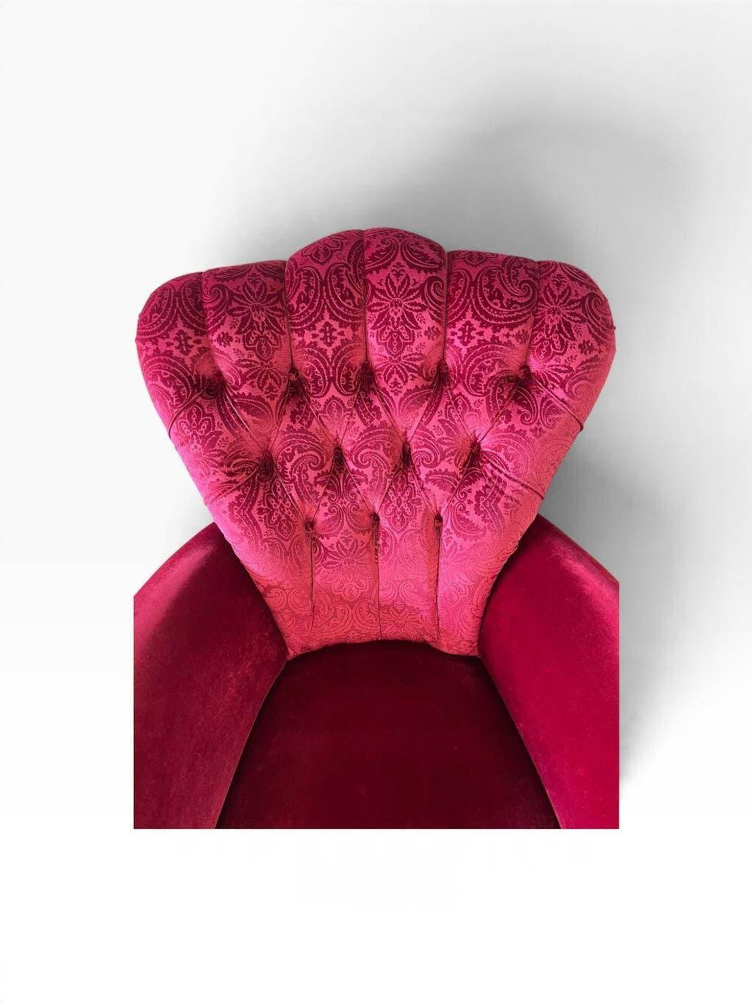 Vintage fuchsia baroque armchair / seat