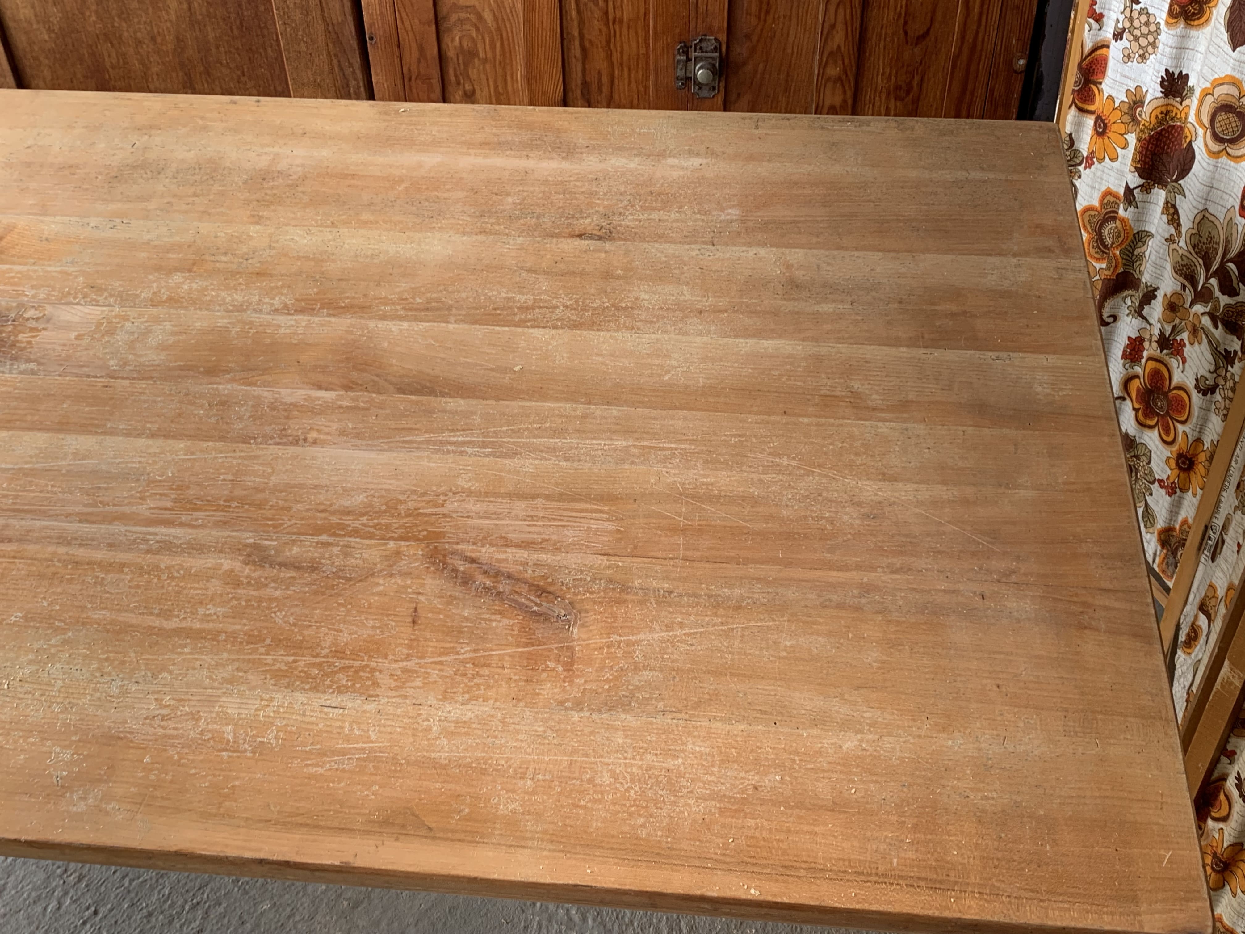 Farmhouse table - 2m10 long