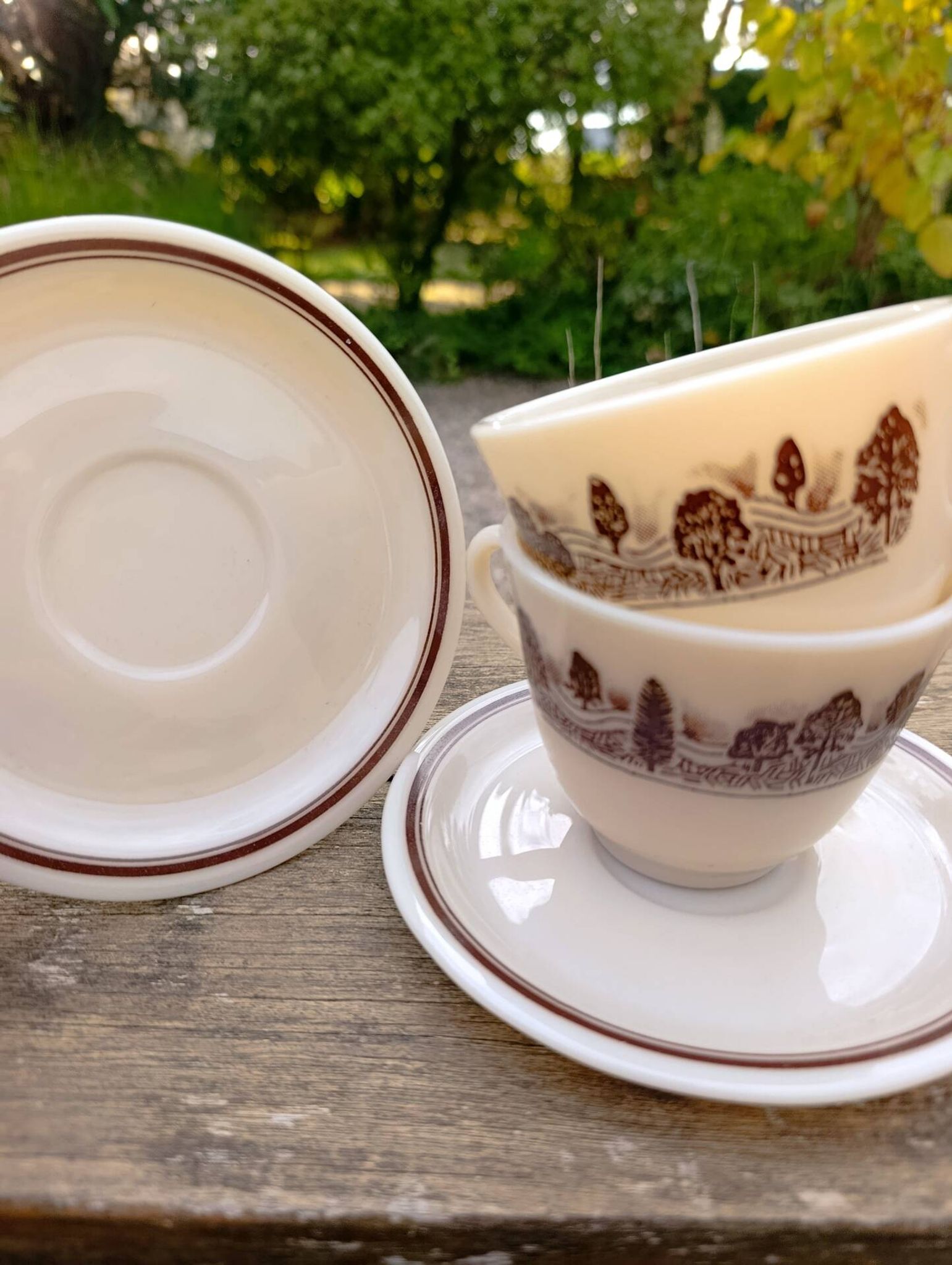 Duo tasses/sous tasses verre opalin vintage JAJ Pyrex England