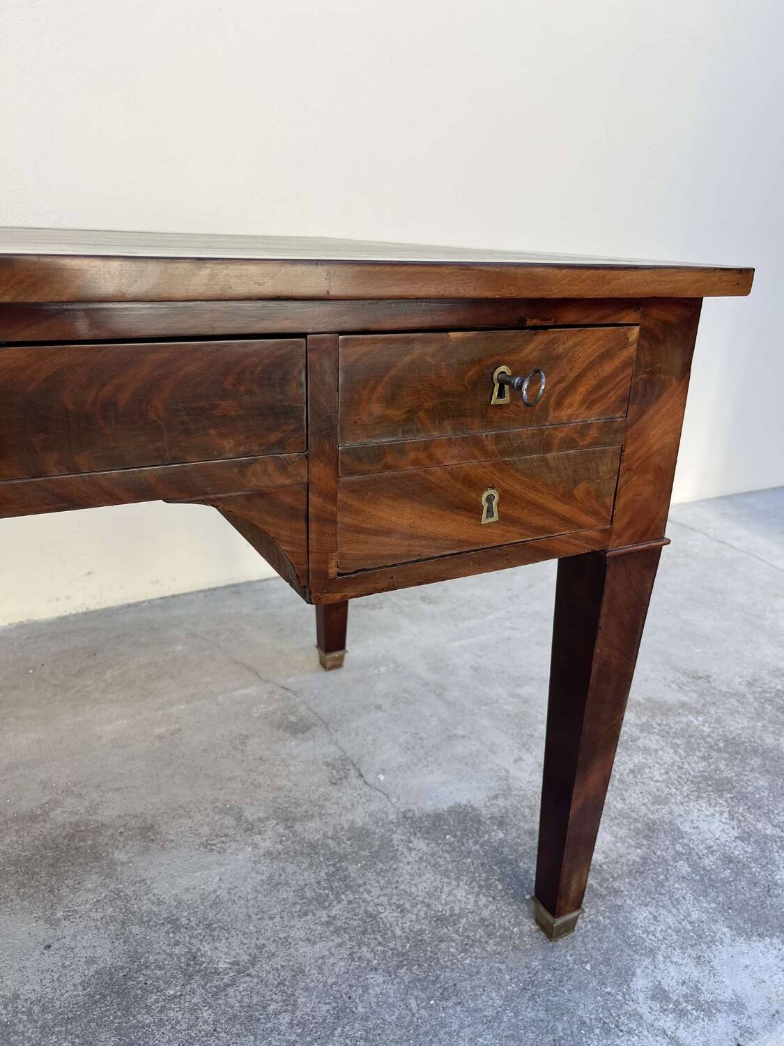 Empire style desk in solid mahogany, 19th century
