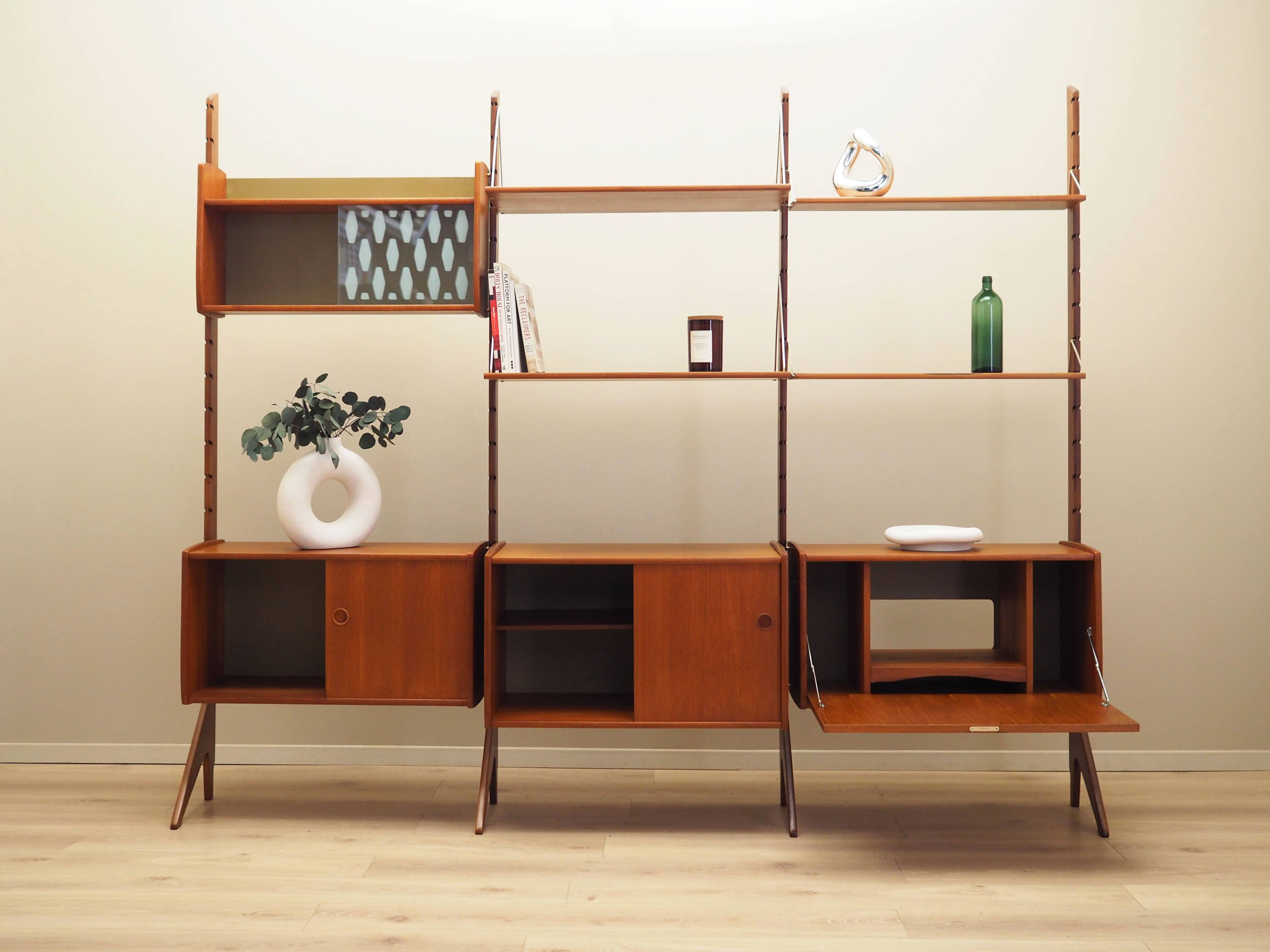 Teak system bookcase, Norwegian design, 1960s, production: Blindheim Mobelf