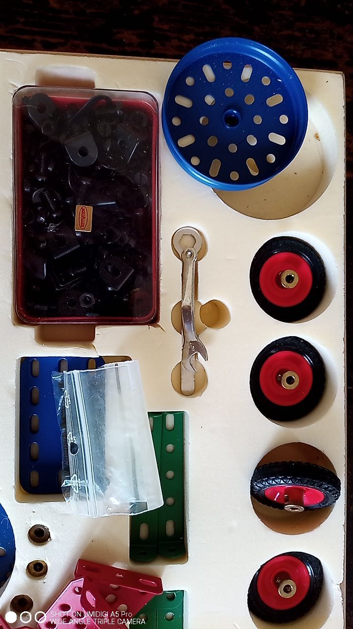 Kit de construction Metallus "Bonn" / n°9800-20 / compatible MECCANO