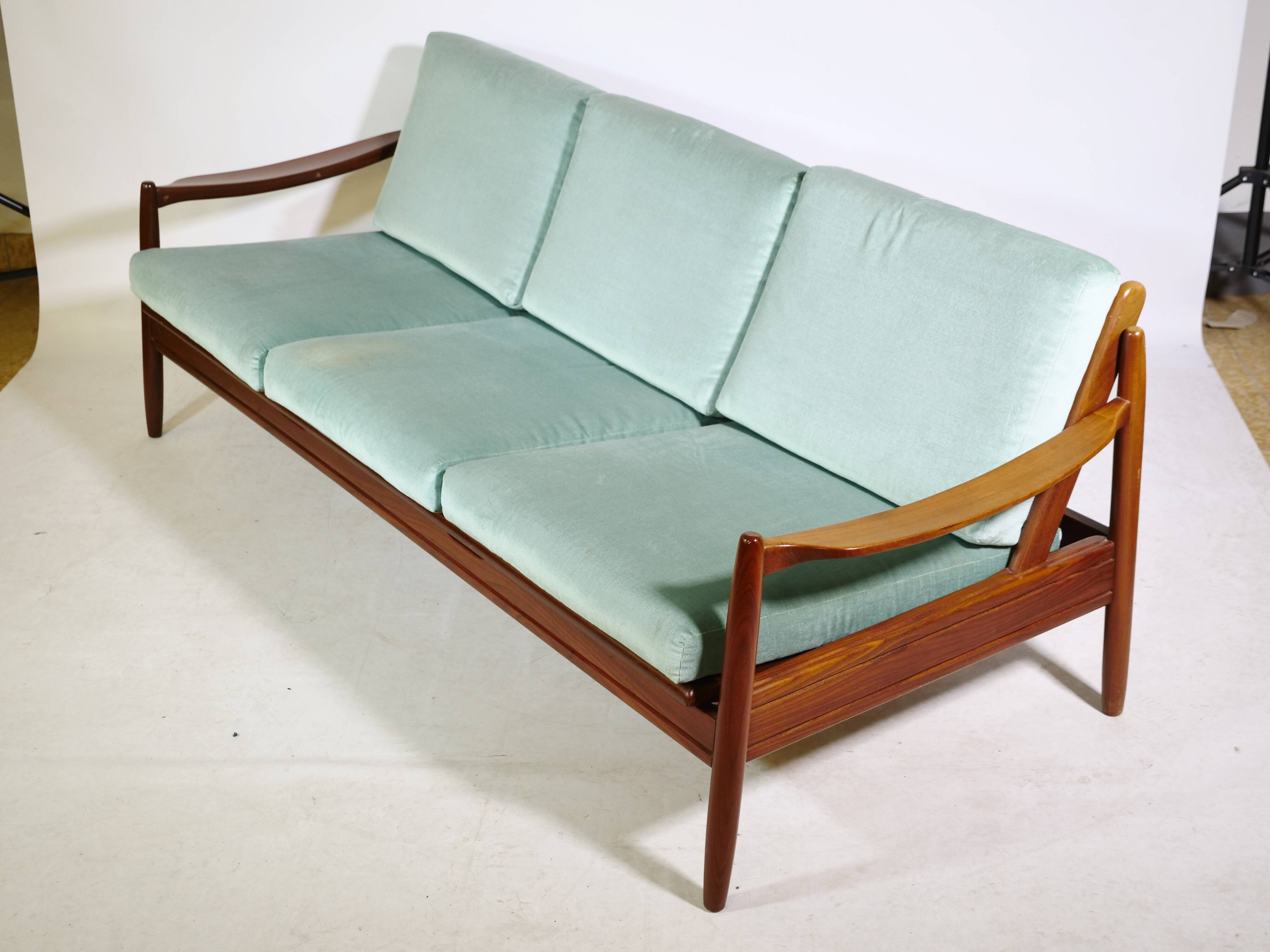 Mid-Century Teak Daybed Sofa from Denmark, 1960s Design