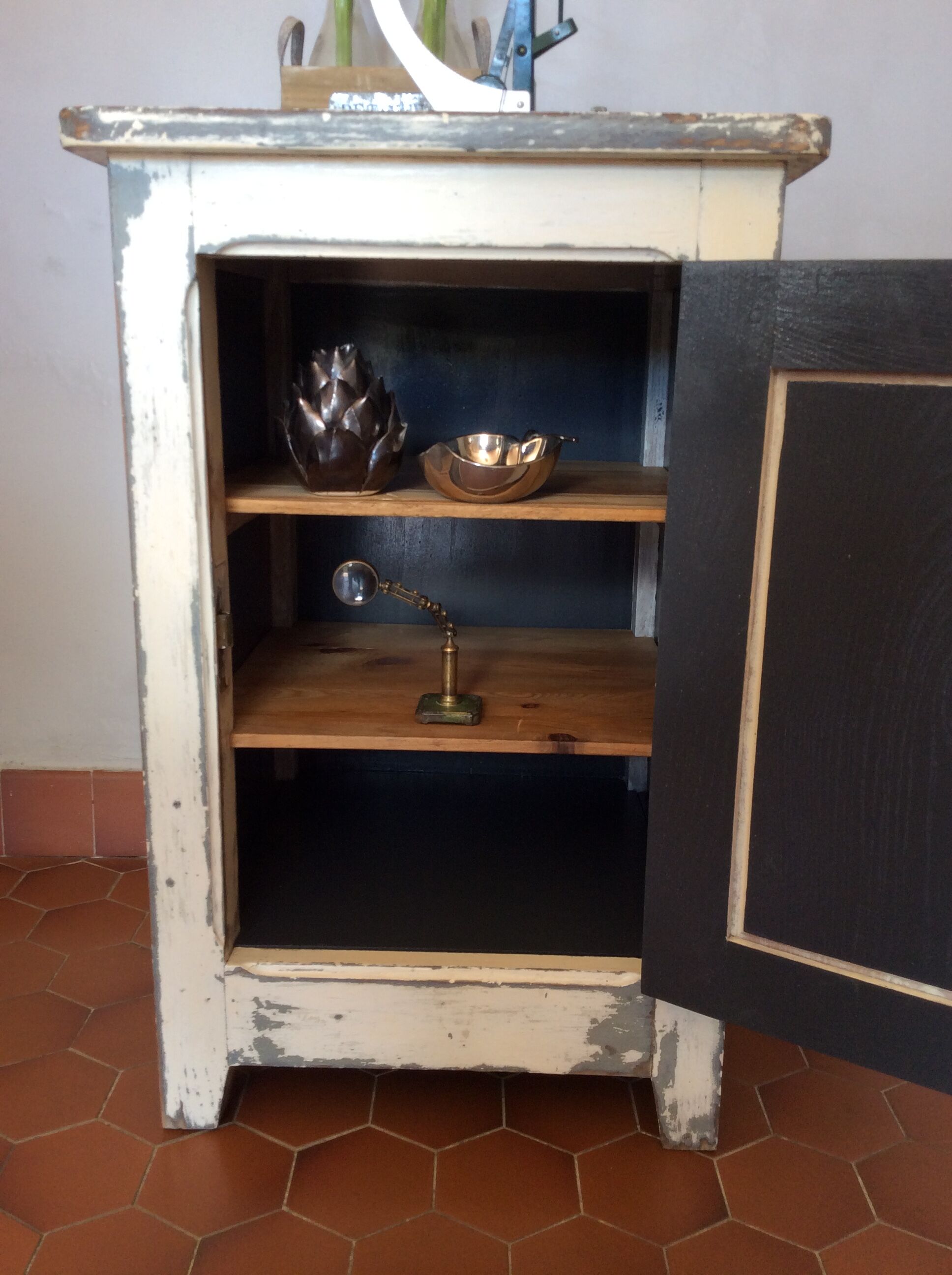 Vintage patinated jam