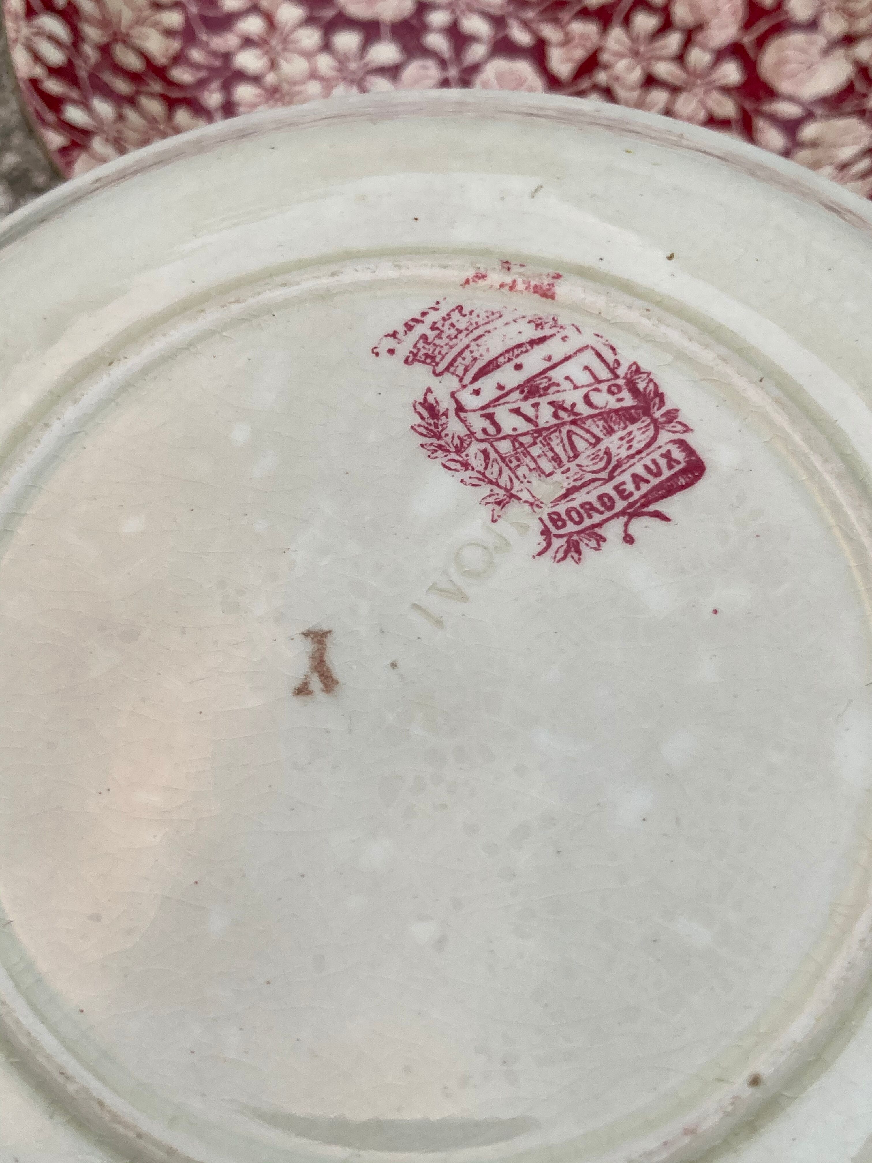 Assiettes fleurs en faience