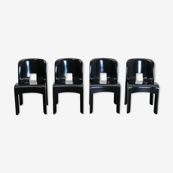 Joe Colombo Universale chairs black