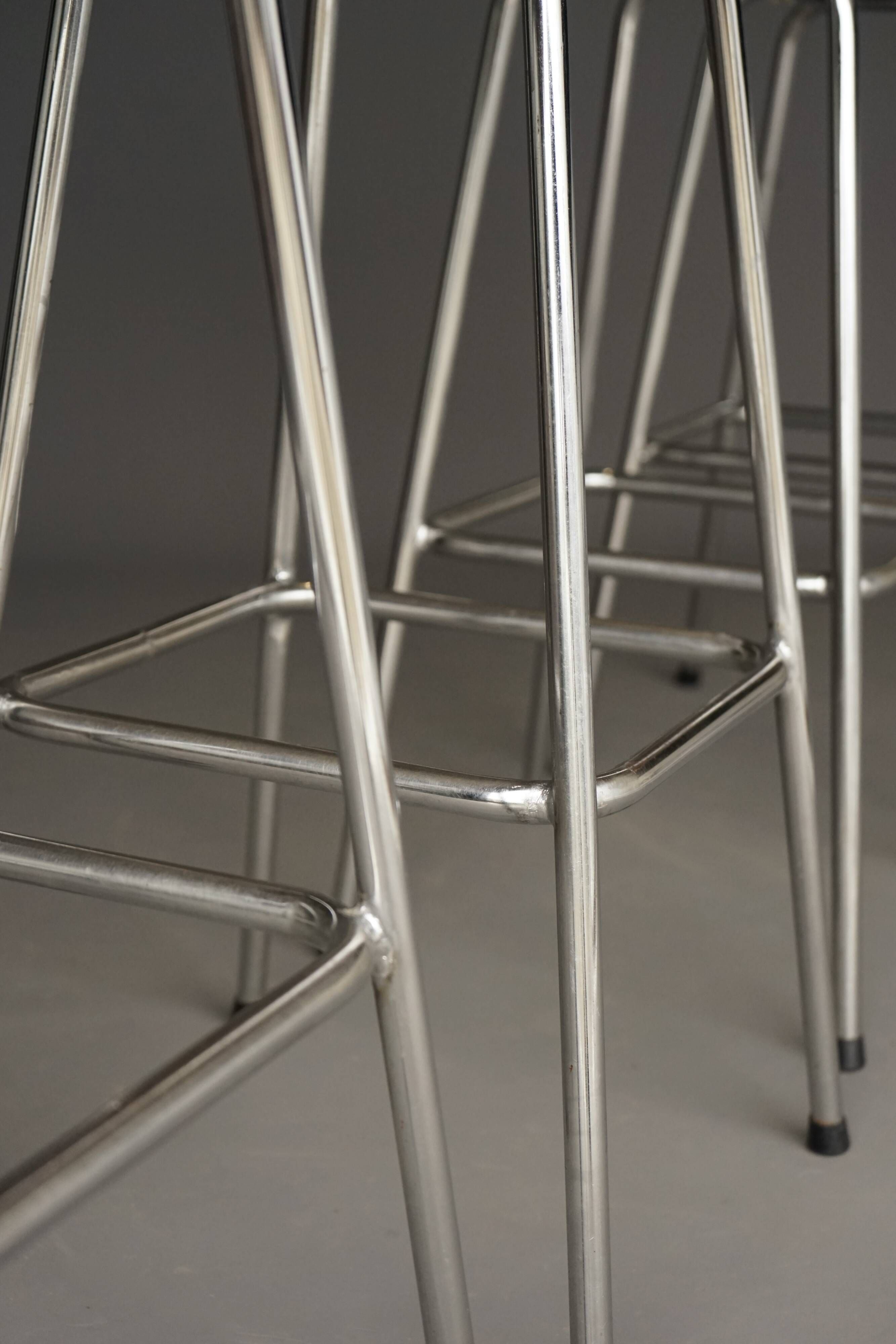 Tabourets de bar attribués à Dal Vera pour Charlotte Perriand / Les Arcs, années 1960