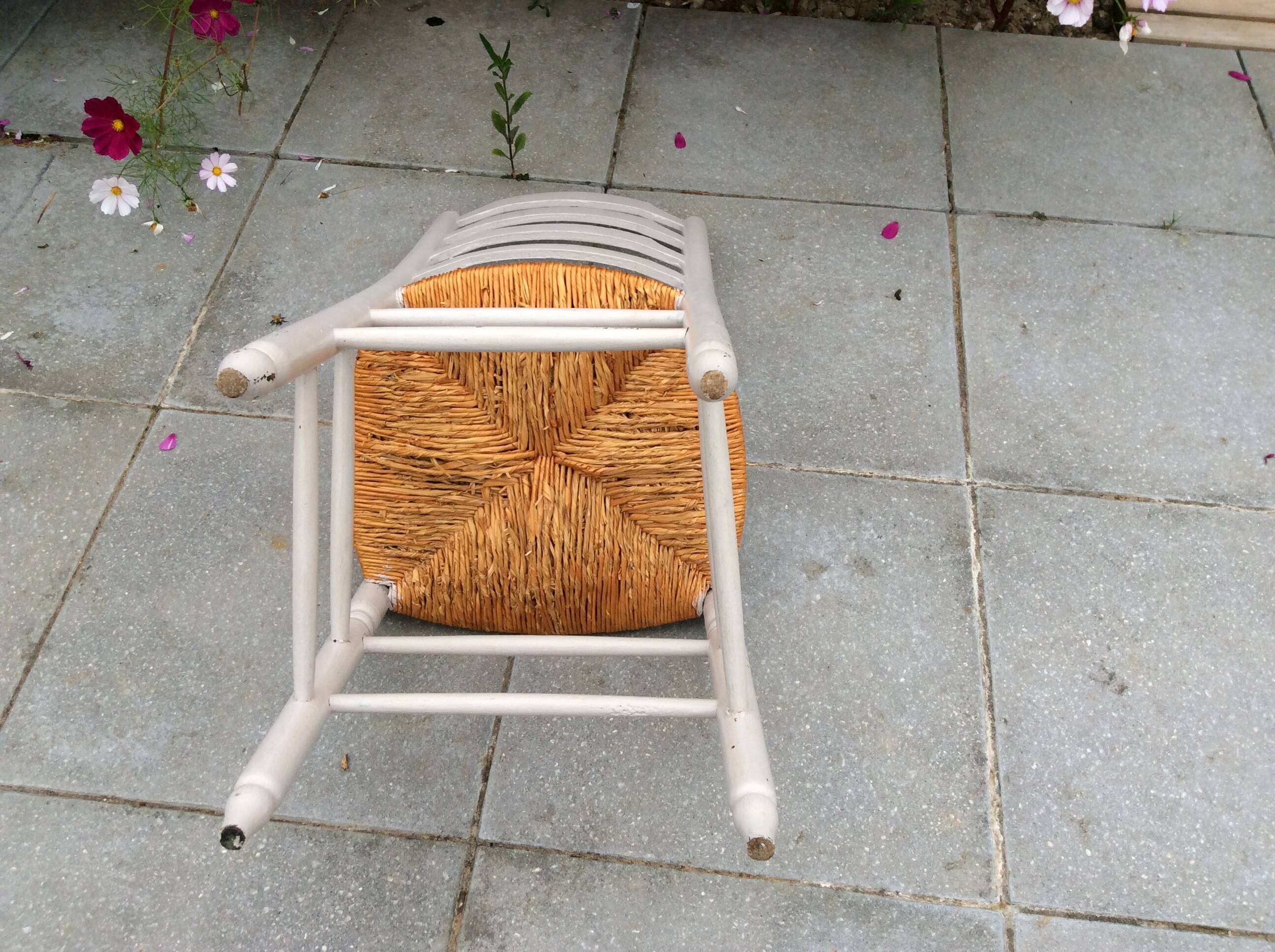 Straw chair