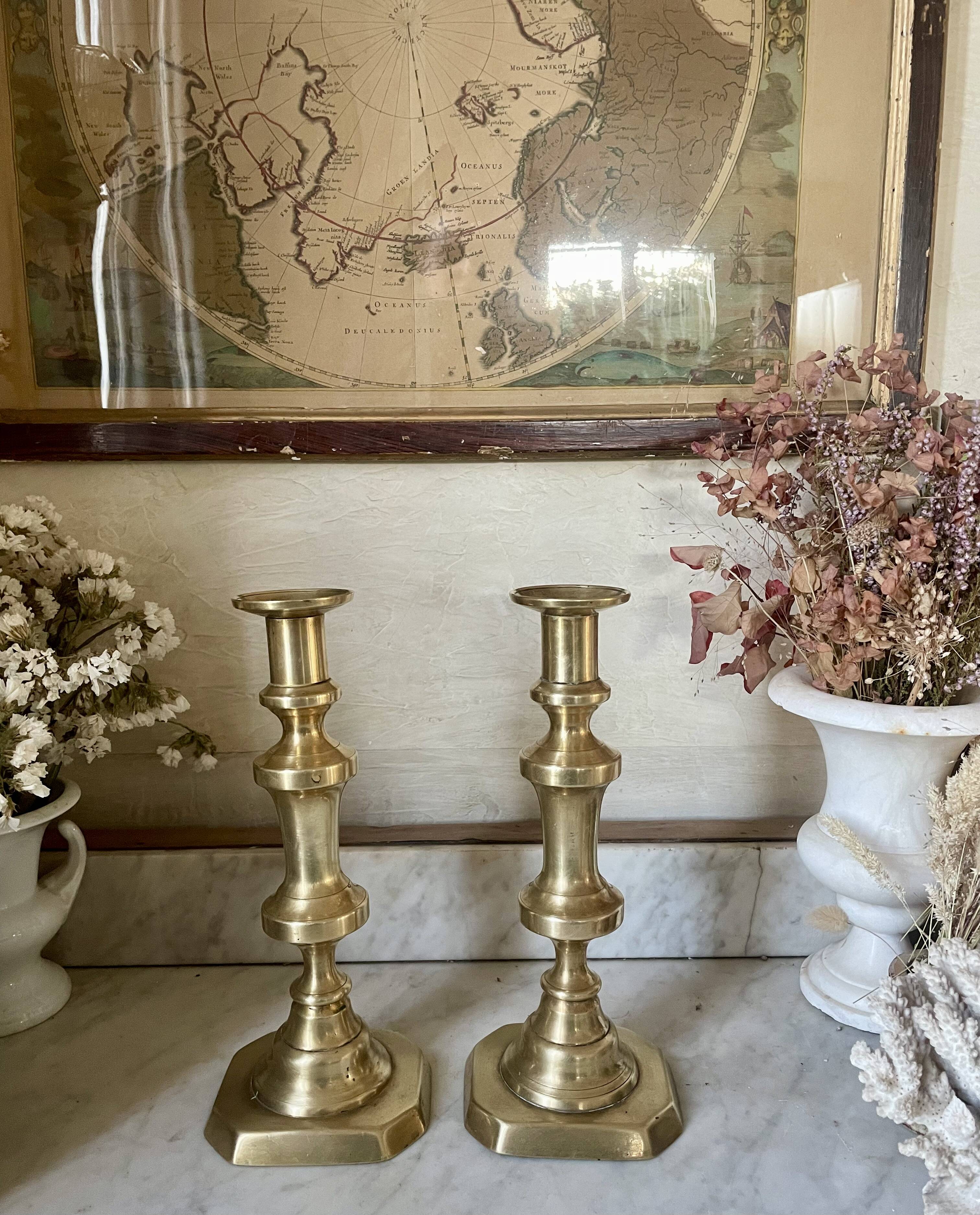Pair of brass candlesticks from the 19th century.