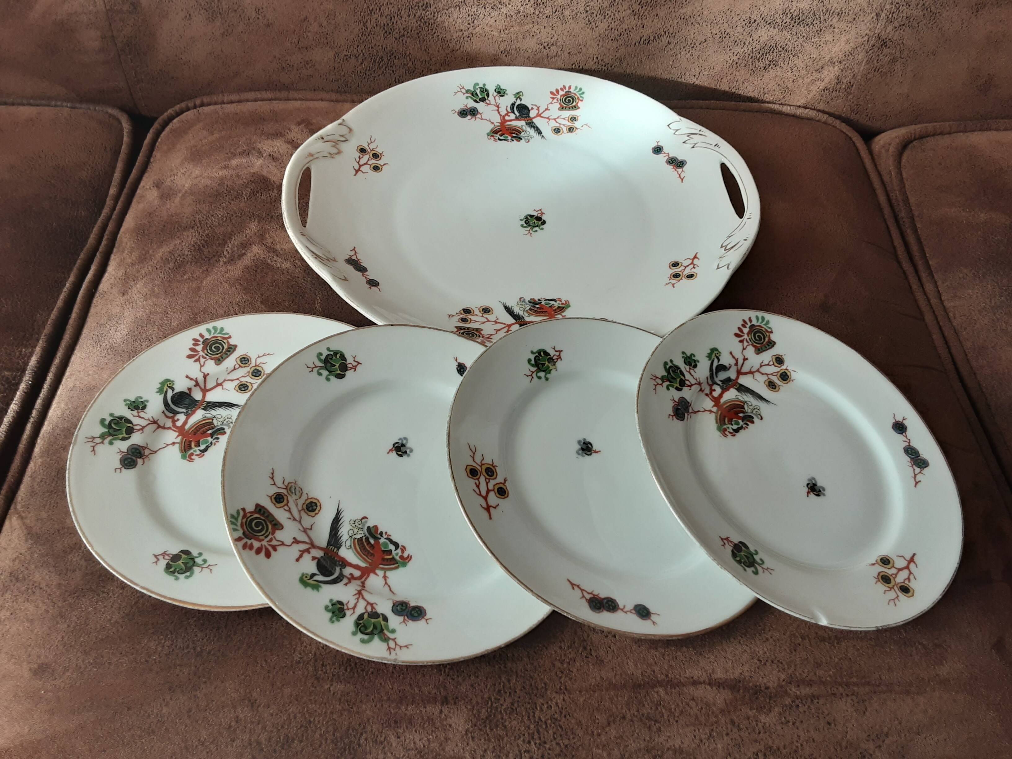 Porcelain dessert set