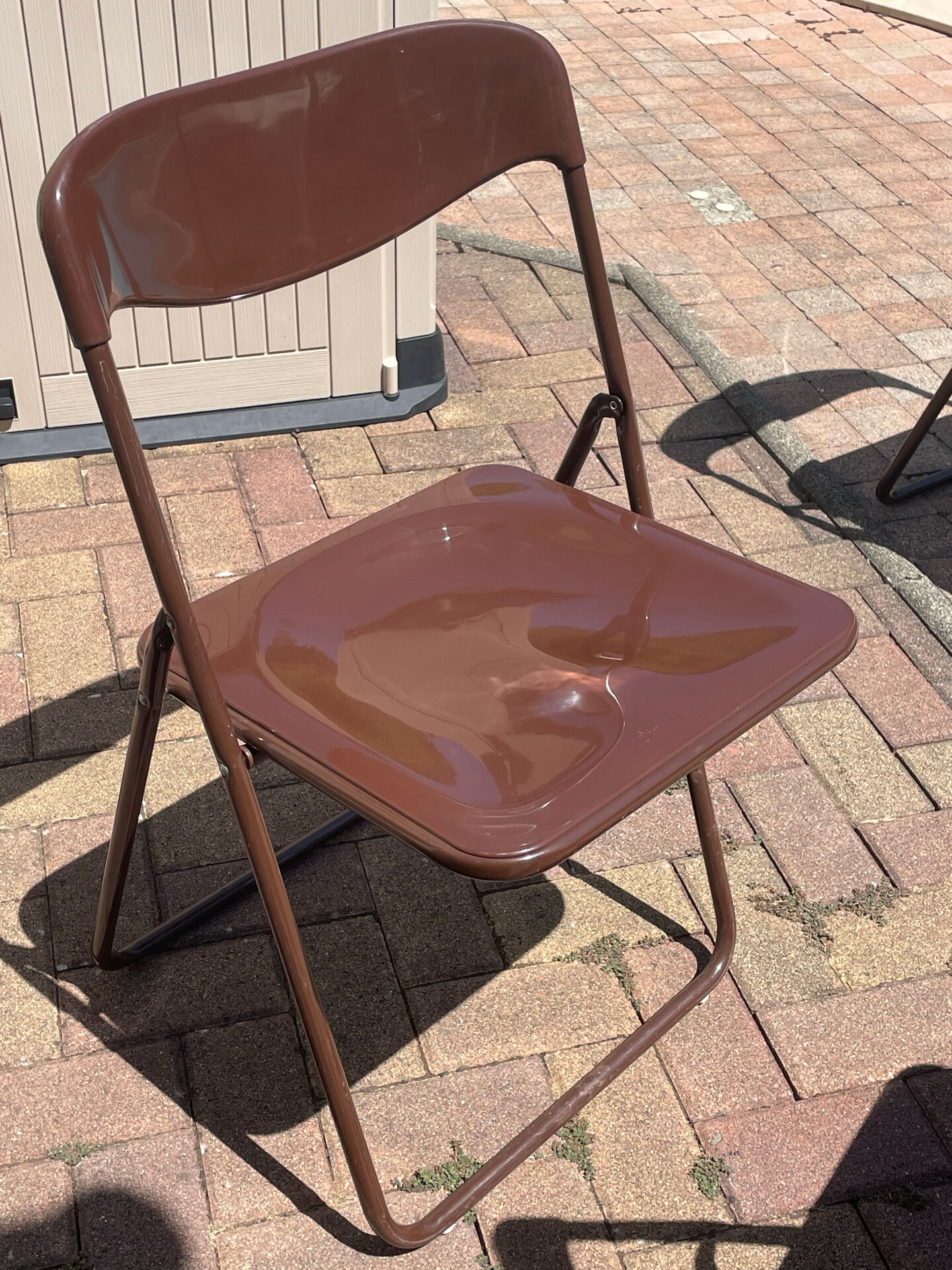 2 designer chairs from the 70s, Italy