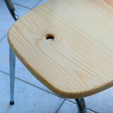 Vintage chair in solid pine