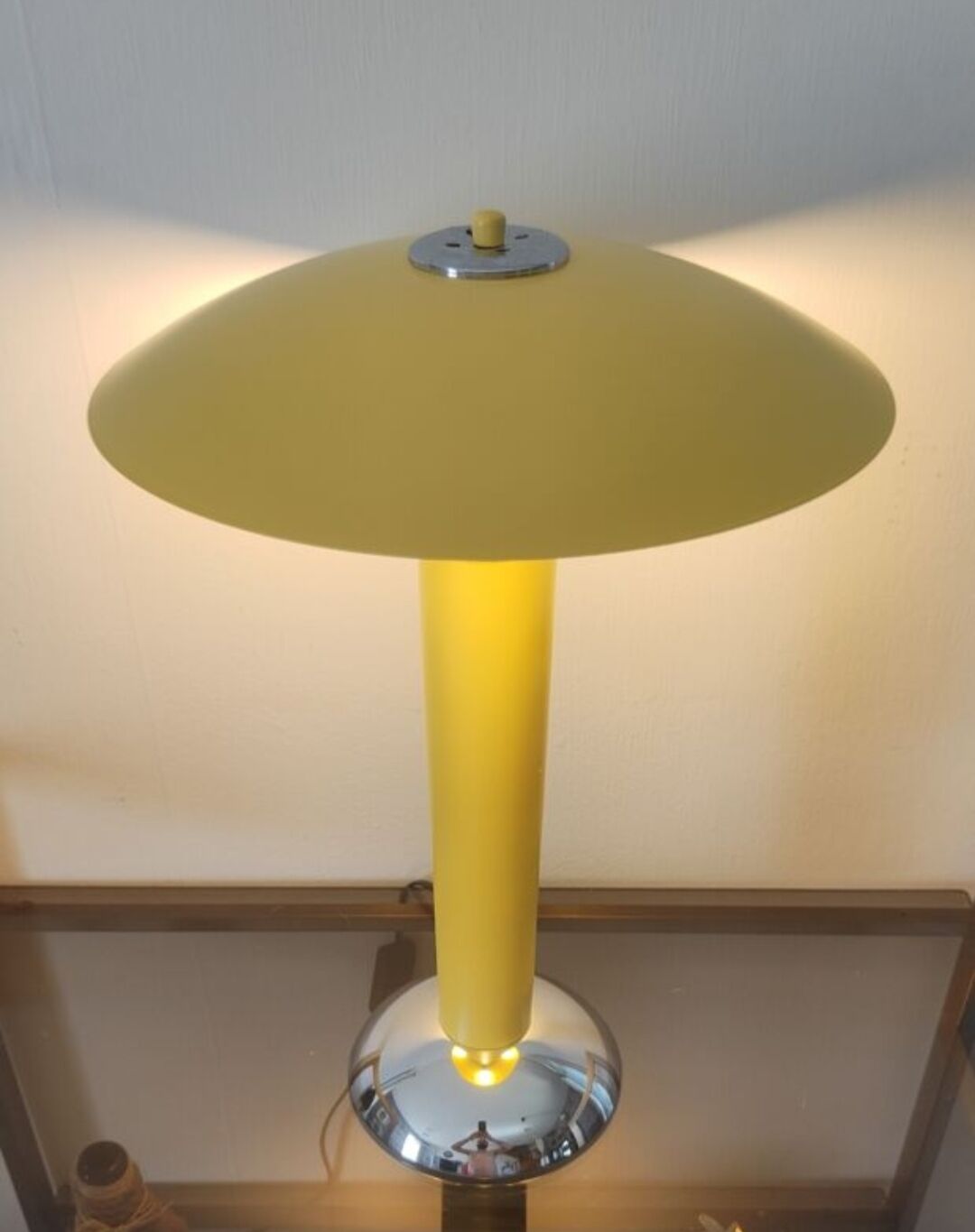 Vintage yellow mushroom lamp