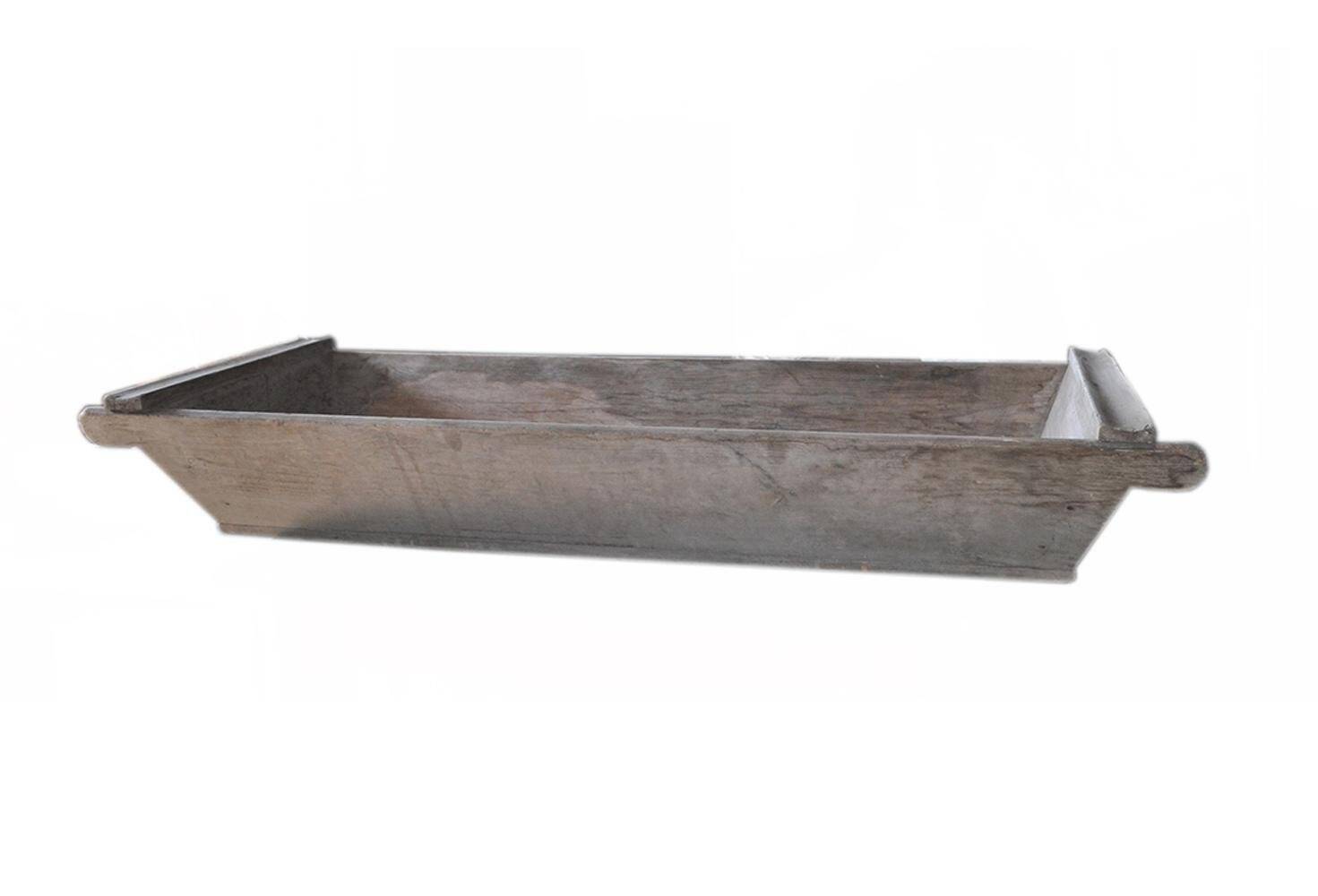 Trancheuse en bois massif marron début XXe siècle — longue auge rustique 1890-1919