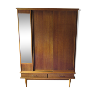 Armoire vintage