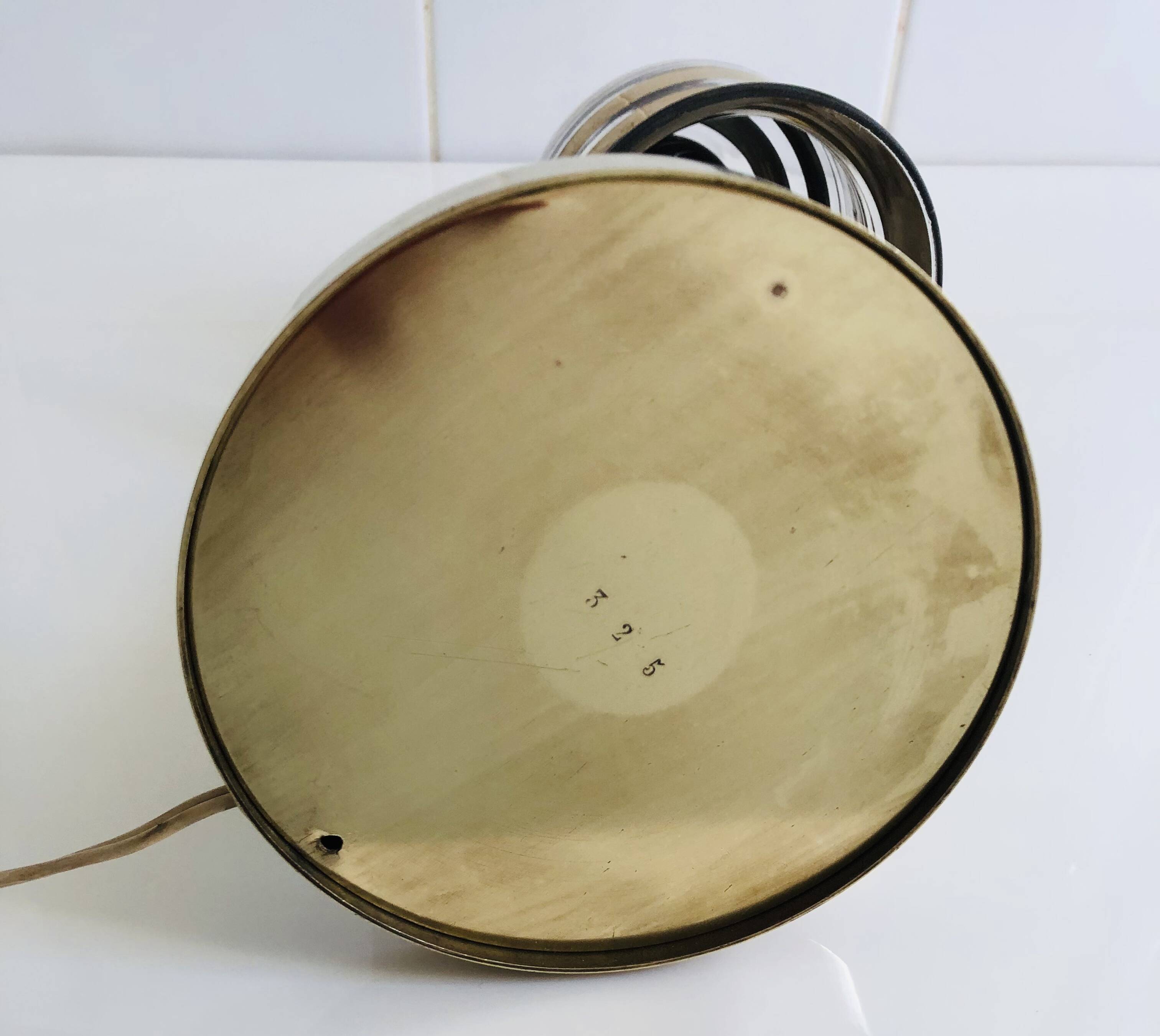 Table lamp style bauhaus years 40-50 brass with golden glass tulip