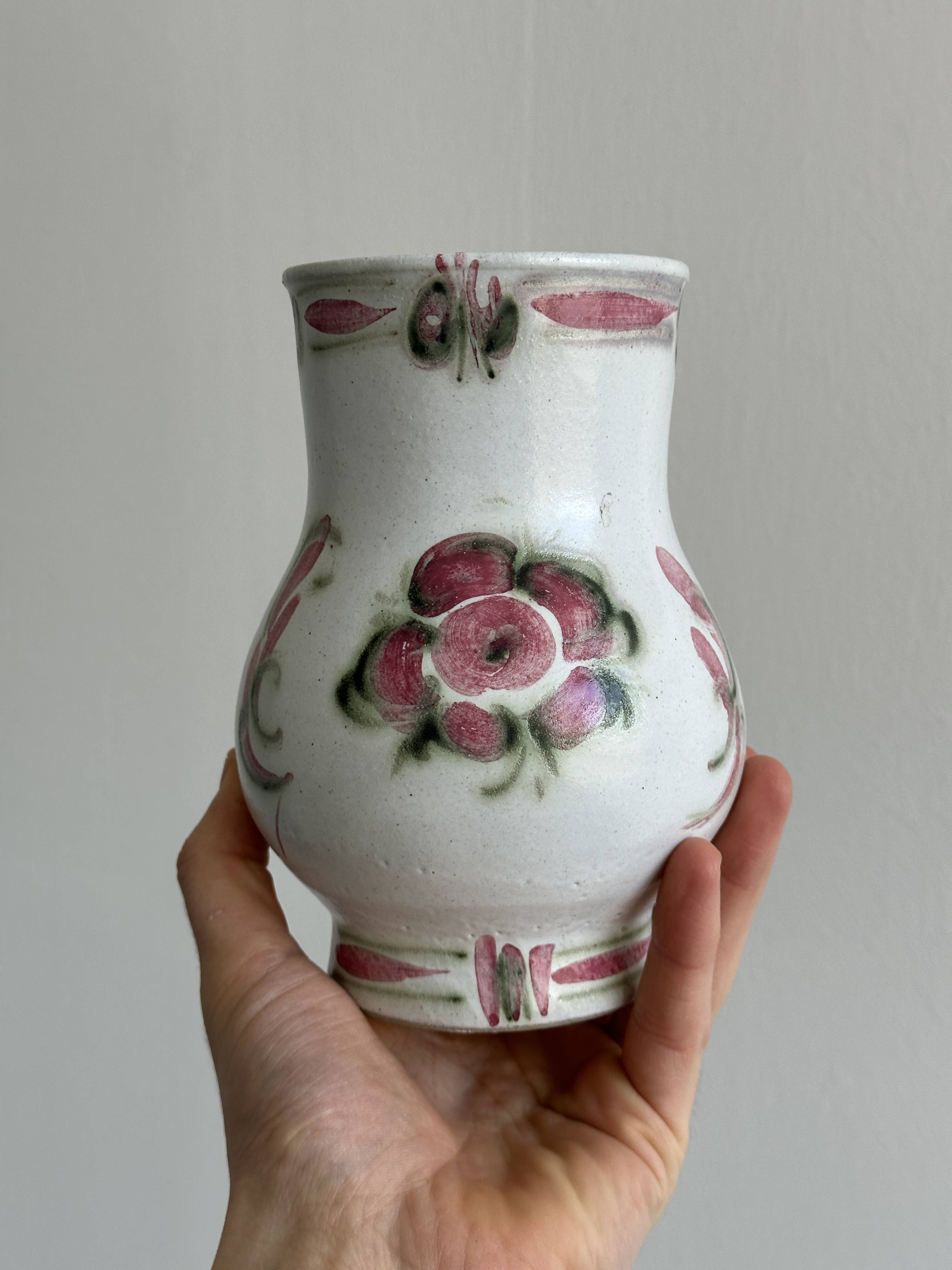 Keraluc Quimper pink vase