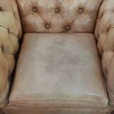 Chesterfield armchair made of cowhide leather in a light cognac colour