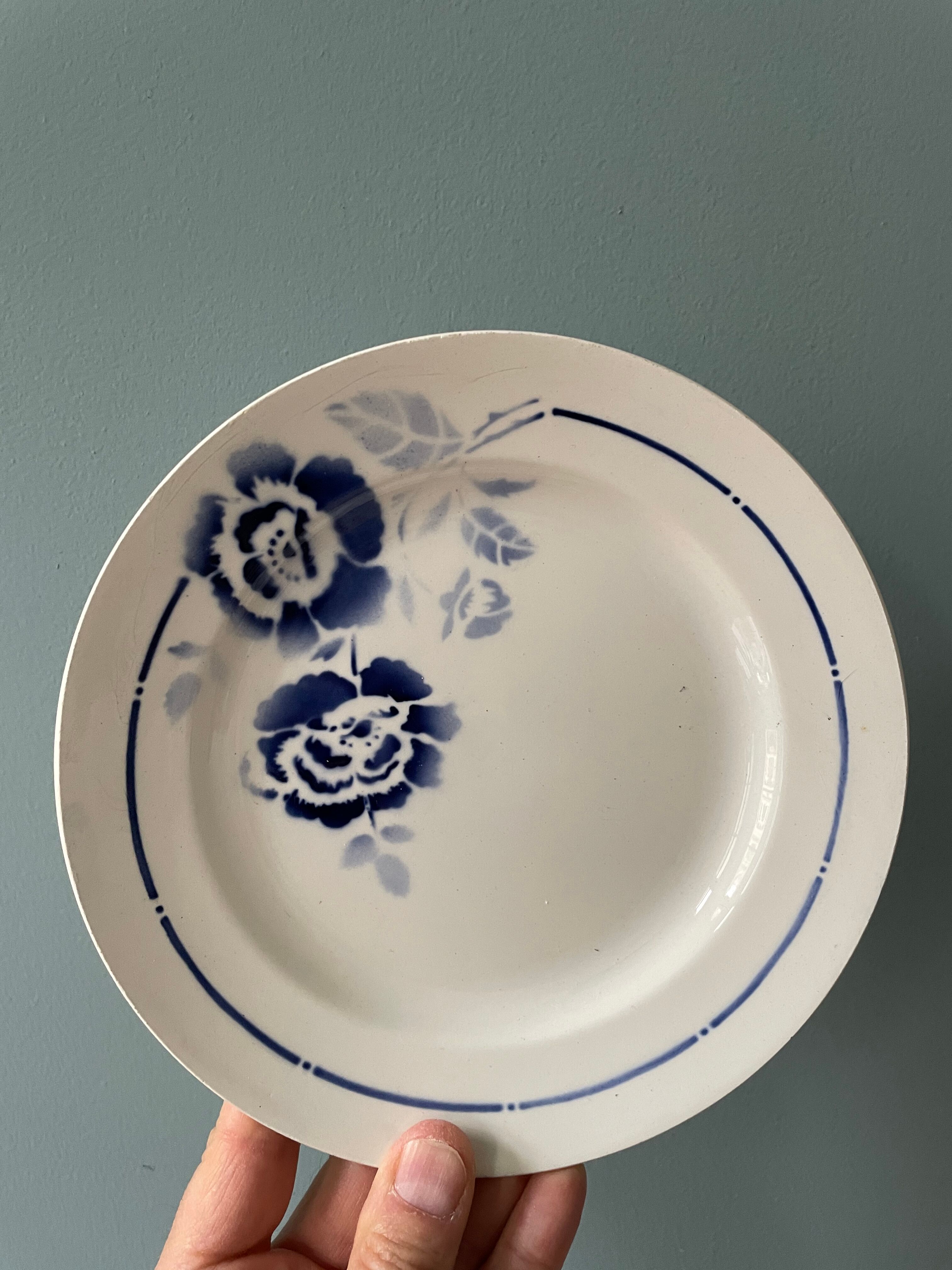 Set of 6 vintage plates in St Amand earthenware, made in France